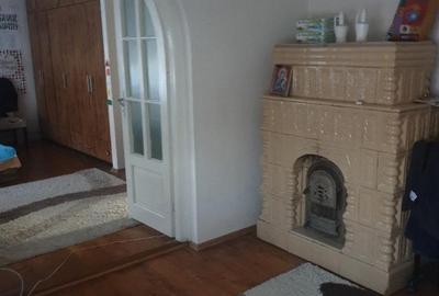 Casă cu 5 camere cu Teren 465 Mp în Cantemir - 1