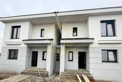 Duplex superb cu 5 camere despartit prin camera tehnica I Chisoda