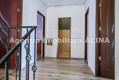 Casă cu 6 camere în Bejan - 6