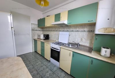 Apartament de inchiriat, etaj intermediar, cu 2 camere decomandate si parcare! - 3