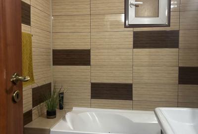 Apartament cu 3 camere decomandat în 9 Mai - 8