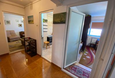 Apartament cu 2 camere decomandat în Casa de Cultură - 11