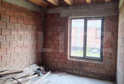 Duplex la rosu, parter - 2 unitati in Bod, langa Centrul Maria - 12