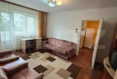 Apartament de vanzare, cu 2 camere, 47 mp, zona Gojdu