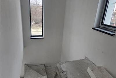 Casă individuală cu 3 camere cu Canalizare în Central - 6