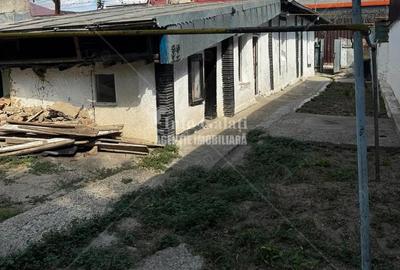 | Teren 216 mp | Casa batraneasca | Str. Aprodu Purice | Toate utilitatile | - 2