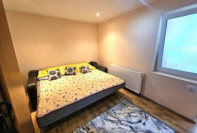 2 case la pret de una in Giulesti - lacul Morii/capatul tramvaiului 11 - 10