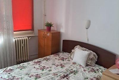 Apartament cu 3 camere semidecomandat în Rahova - 7