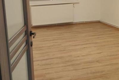 Apartament cu 3 camere decomandat în Central - 2