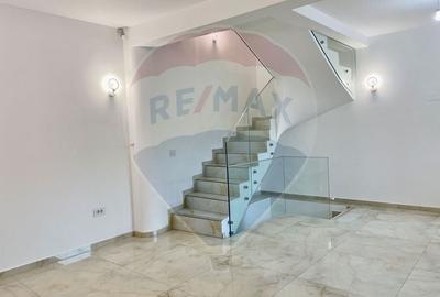 Casa / Vila de inchiriat pretabila pt Spatiu birou sau alte ativitati - 25