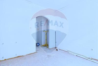 Casa 15 camere de vanzare zona Universitate + spatiu comercial parter - 32