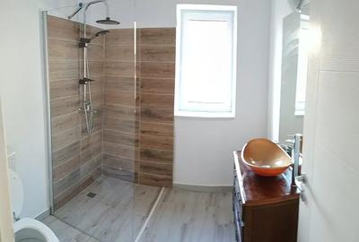 Apartament cu 2 camere semidecomandat, mobilat în Florești - 6