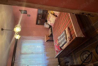 Vind apartament 2 camere zona Mall 9 mai - 2