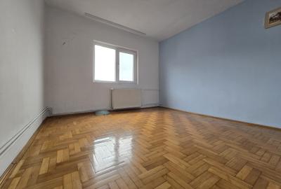 Unirii, Camera de Comert, centrala proprie - 6