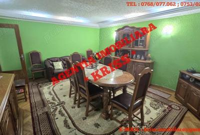 Apartament cu 4 camere decomandat în Central - 1