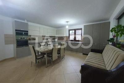 Casa 5 camere 197mp utili situata la 27km de Fagaras si 65km de Brasov - 3