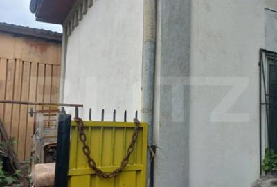 Casă cu 7 camere cu Teren 378 Mp în Cetate