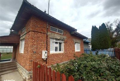 Casă cu 3 camere cu Teren 1088 Mp în Vața de Jos - 14