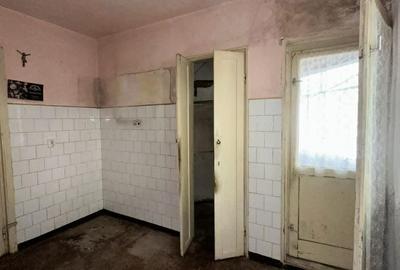 Apartament cu 2 camere semidecomandat în Micro 16 - 16