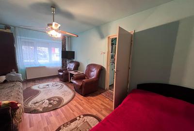 Apartament o camera,zona Progresul - 2