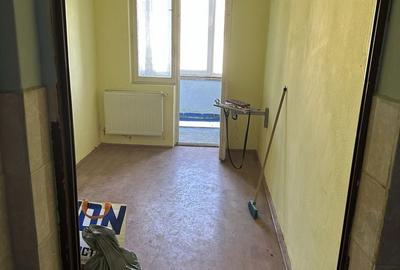 Apartament cu 3 camere decomandat în Central - 14