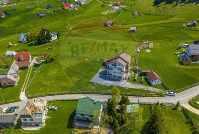 Casă individuală cu 9 camere cu Teren 3000 Mp în Fundata - 37