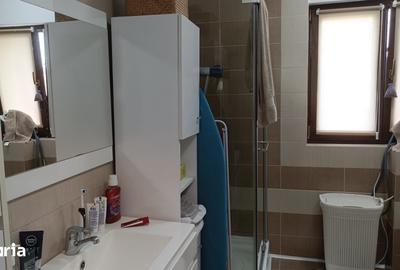 Apartament cu 3 camere în Central - 1