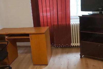 Garsonieră decomandată în Berceni - 2