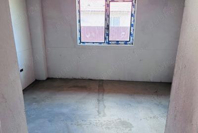 Casă cu 4 camere în Boțârlău - 4