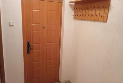 Vand apartament cu 2 camere, central, Corabia Olt - 4