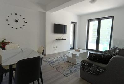 Apartament cu 2 camere decomandat în Tractorul - 2