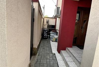 [SUDULUI] Casa individuala cu 4 camere, 3 bai - Teren 160 mp - - 2