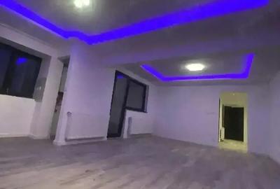 Apartament cu 3 camere decomandat în Central - 2