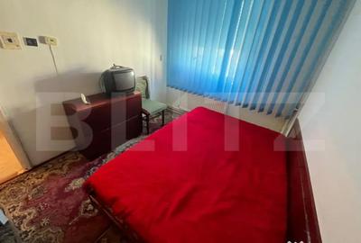 Apartament cu 4 camere semidecomandat, mobilat în Micro 8 - 5