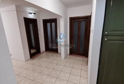 Apartament 3 camere, etaj 2, zona semicentrala, Piatra Neamt - 3