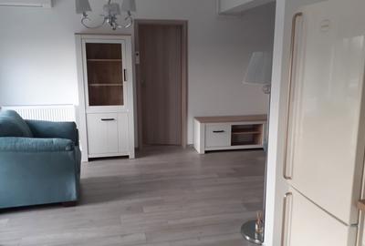 Apartament cu 3 camere semidecomandat în 1 Decembrie 1918 - 2