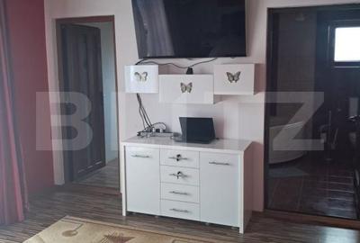Casă cu 7 camere cu Teren 1000 Mp în Șendreni - 8
