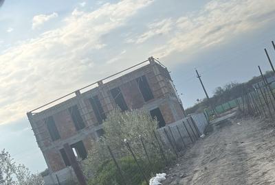 Spațiu comercial, în Vărsătura - 3