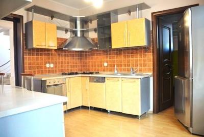 Casă individuală cu 4 camere cu Teren 450 Mp în Central - 12