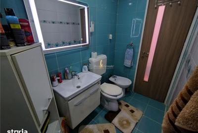 Apartament cu 3 camere semidecomandat în Central - 13