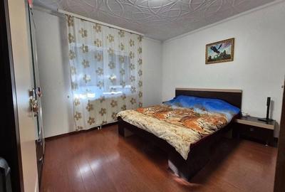 Apartament cu 3 camere decomandat în Brătianu - 10
