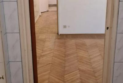 Apartament cu 3 camere semidecomandat în Titan - 2