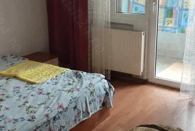 Apartament cu 3 camere decomandat în Militari - 2