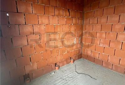 Casă cu 4 camere în Central - 10