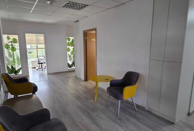 Spațiu comercial, de 100 mp, în Central - 2