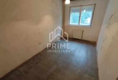 Apartament 4 camere, 76 mp, zona Cugir - 2