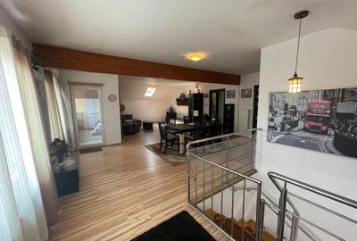 Vila deosebita cu 9 camere, 300mp, zona Jolie Ville Vila deosebita cu 9 camere, 300mp, zona Jolie Ville - 13