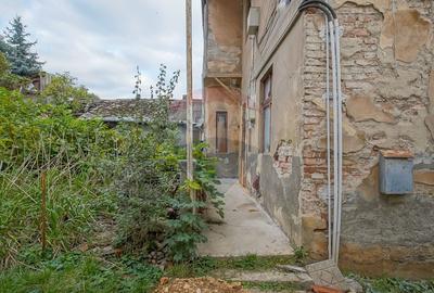 Casă cu 10 camere cu Teren 284 Mp în Brașovul Vechi - 23