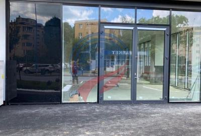 Spațiu comercial, de 100 mp, în Central - 3