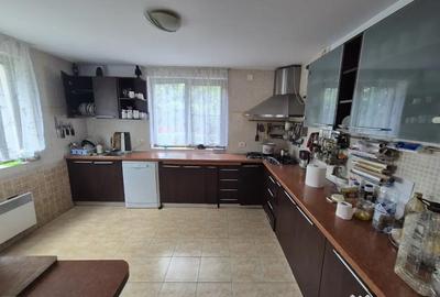 Casă cu 7 camere cu Garaj în Dârvari - 7